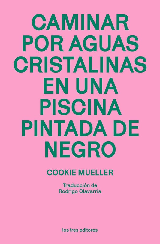 CAMINAR POR AGUAS CRISTALINAS EN UNA PSCINA PINTADA DE NEGRPO | COOKIE  MUELLER