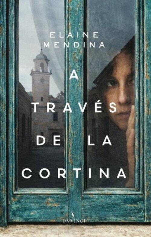 A TRAVES DE LA CORTINA | Elaine Mendina Mendina